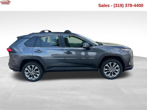 Used 2023 Toyota RAV4 XLE Premium AWD/4WD image 7