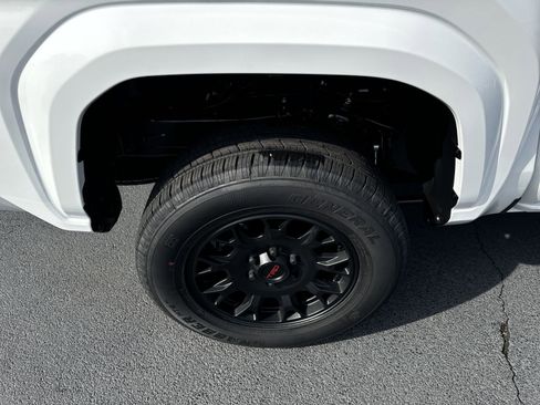 New 2025 Toyota Tacoma 2WD Double Cab image 11