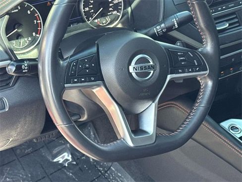 Certified 2022 Nissan Altima 2.5 SR image 7