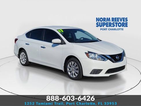Used 2017 Nissan Sentra SV image 1