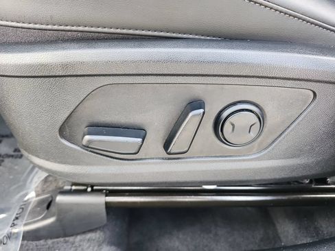 Used 2022 Kia Sorento S FWD image 26