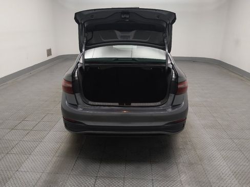 Used 2024 Volkswagen Jetta SE FWD image 29