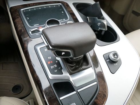 Used 2018 Audi Q7 2.0T Premium Plus w/ Premium Plus Package image 28