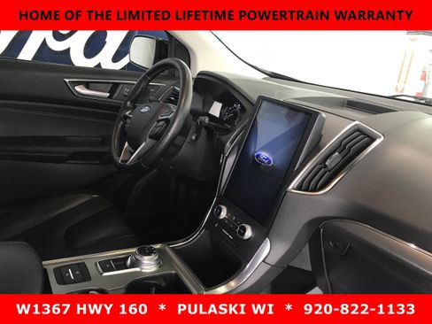 Used 2022 Ford Edge Titanium AWD/4WD image 5