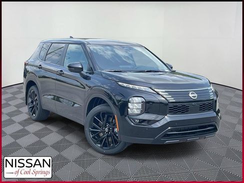 New 2026 Nissan Rogue SL AWD/4WD image 1