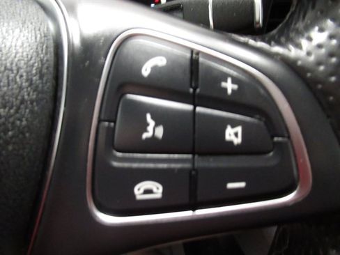 Used 2020 Mercedes-Benz Metris w/ Safety Package image 21
