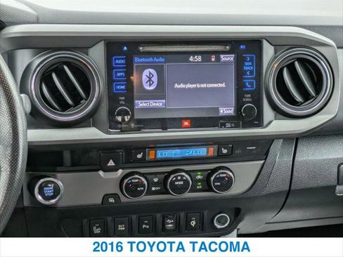 Used 2016 Toyota Tacoma TRD Off-Road image 17