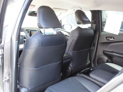 Used 2018 Toyota Prius Prime Premium w/ Carpet Mat Package image 8