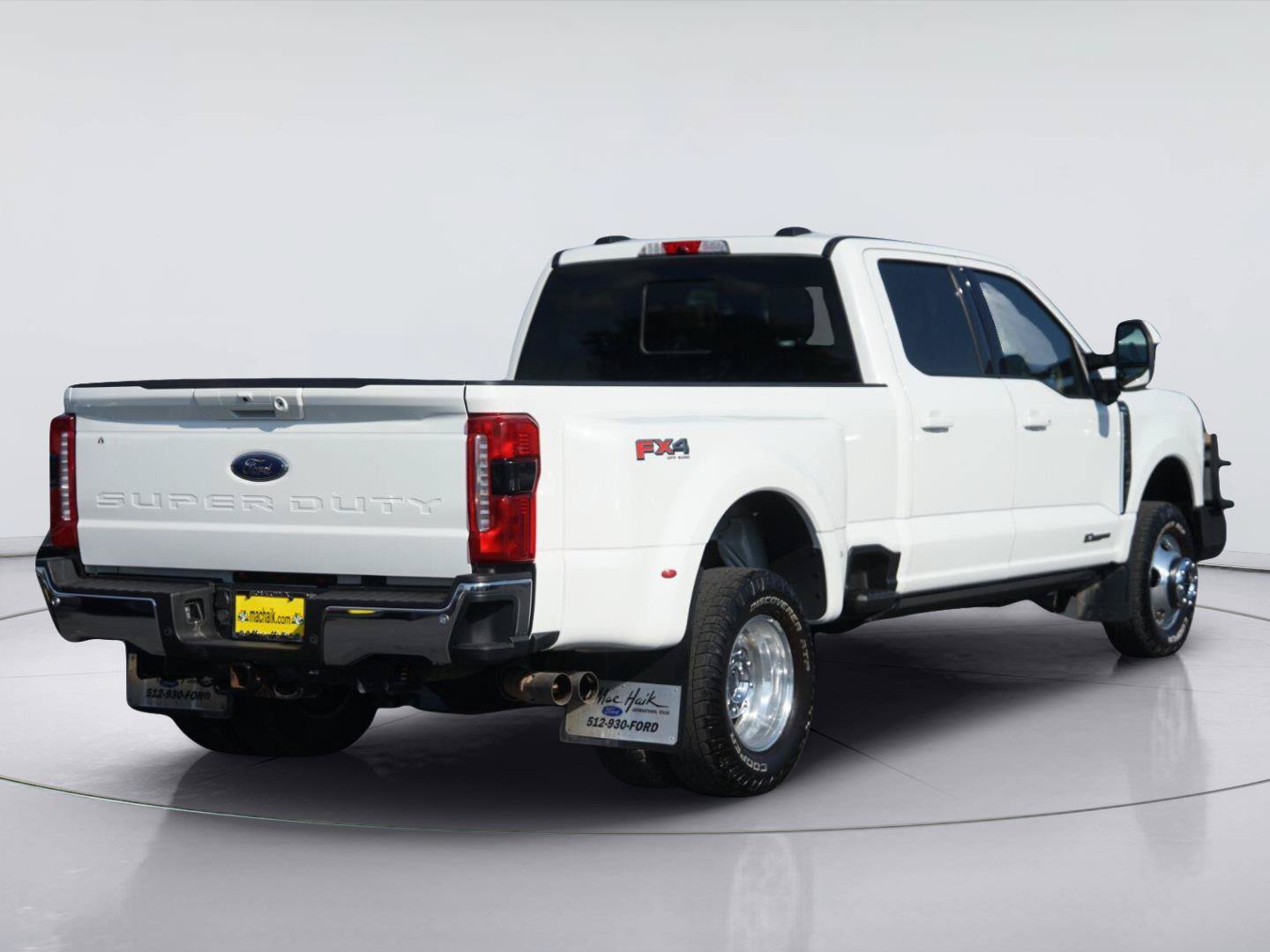 Used 2023 Ford F350 Lariat w/ Lariat Ultimate Package AWD/4WD image 6