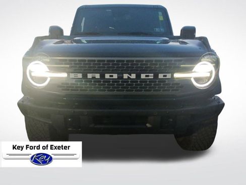 Used 2024 Ford Bronco Badlands AWD/4WD image 3