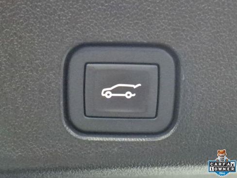 Certified 2024 Chevrolet Traverse RS w/ LPO, Floor Liner Package FWD image 27