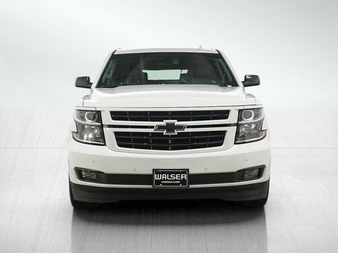 Used 2019 Chevrolet Suburban Premier AWD/4WD image 8