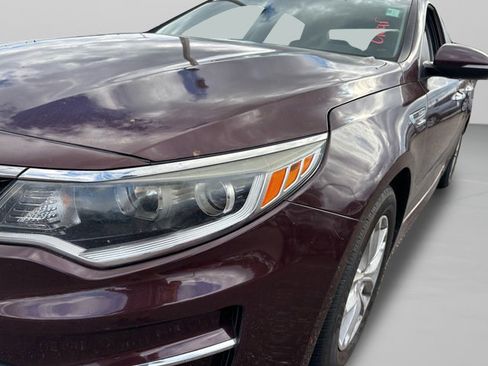 Used 2018 Kia Optima LX image 19