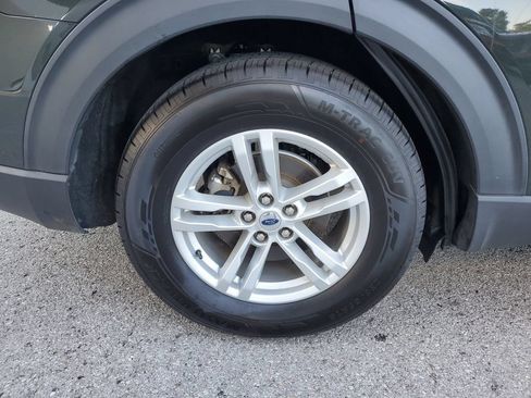 Used 2022 Ford Explorer XLT RWD image 5