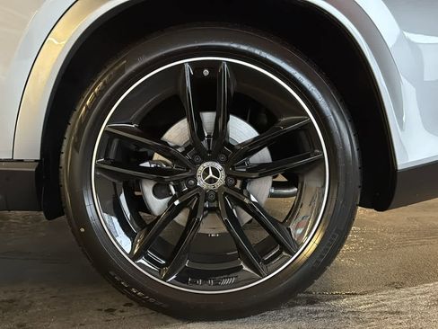 New 2026 Mercedes-Benz GLE 450 4MATIC image 12