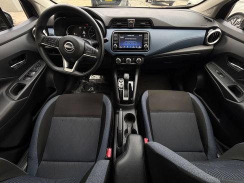 Used 2025 Nissan Versa SV FWD image 31