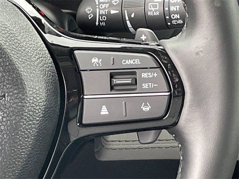 Used 2025 Honda Pilot Touring image 15
