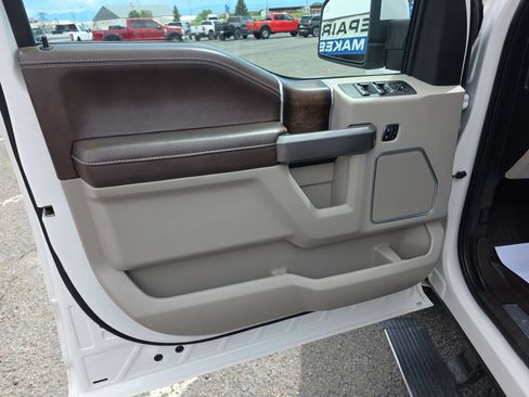 Used 2019 Ford F150 Limited AWD/4WD image 13