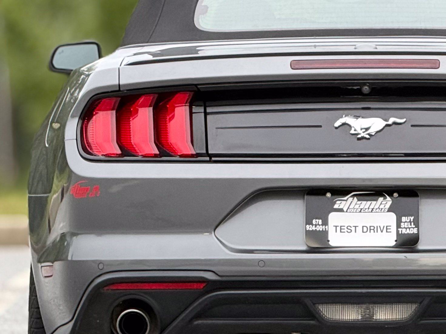 Used 2021 Ford Mustang Premium RWD image 16