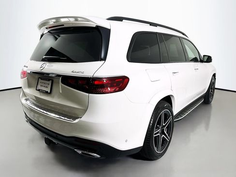 Used 2025 Mercedes-Benz GLS 450 4MATIC image 9