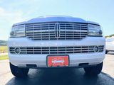 Used 2010 Lincoln Navigator 4WD image 5