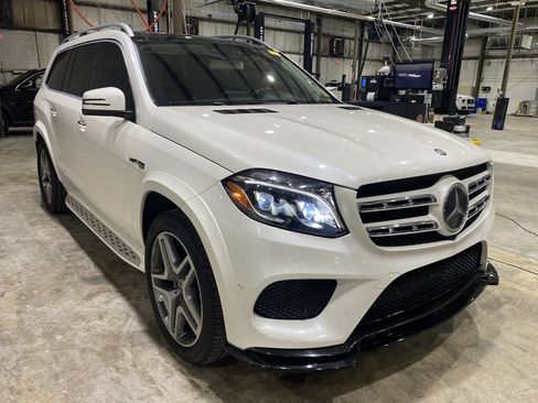Used 2017 Mercedes-Benz GLS 550 4MATIC image 1