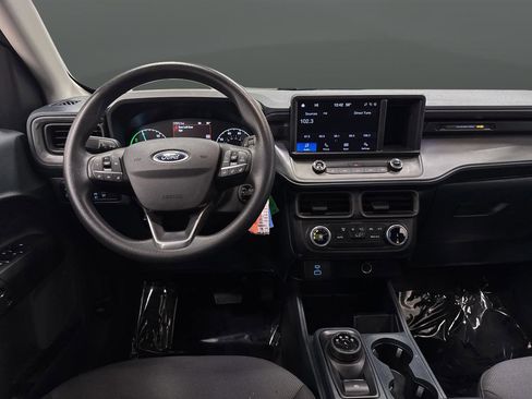 Used 2024 Ford Maverick XL image 5