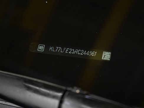 Used 2024 Chevrolet Trax LS w/ LS Convenience Package image 27