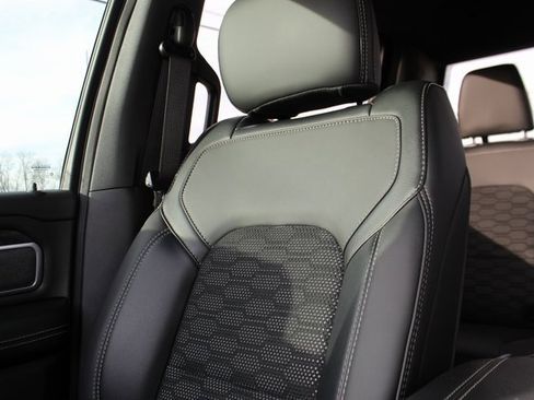 Used 2022 RAM 1500 Big Horn image 32