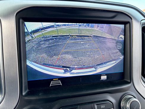 Used 2023 GMC Sierra 2500 SLE w/ SLE Convenience Package image 28