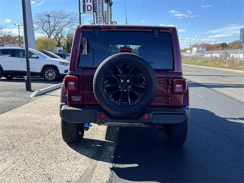 Used 2022 Jeep Wrangler Unlimited Sahara w/ Cold Weather Group image 6