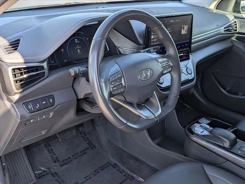 Used 2020 Hyundai Ioniq Limited image 10