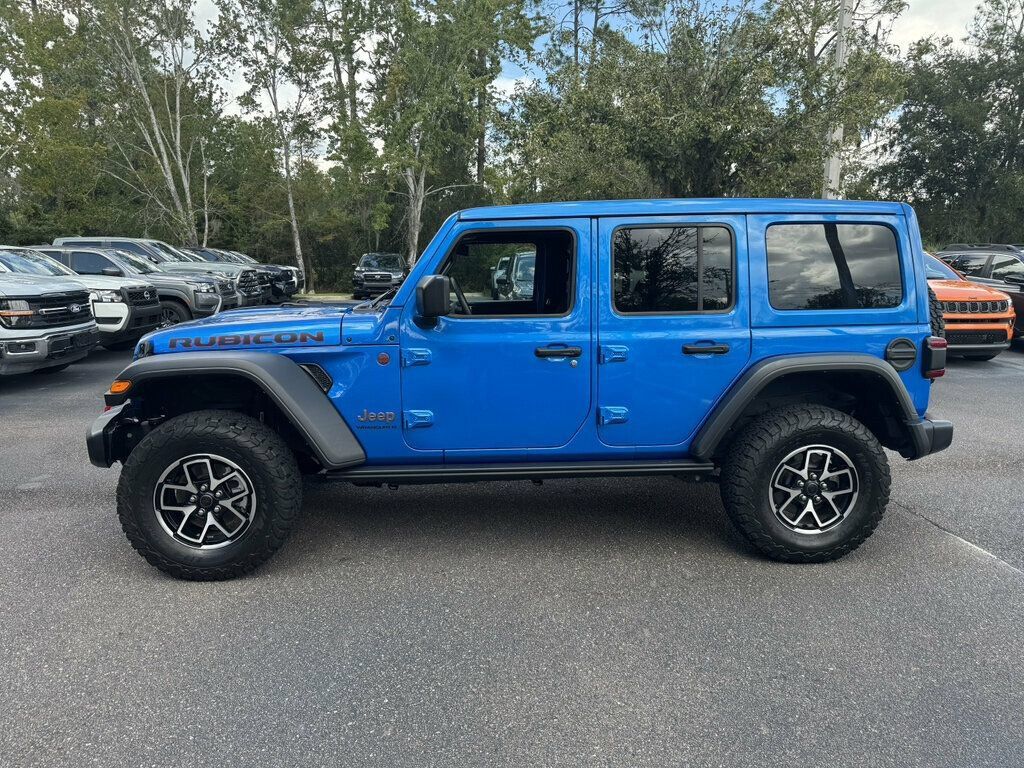 Used 2025 Jeep Wrangler Unlimited Rubicon w/ Safety Group AWD/4WD image 2