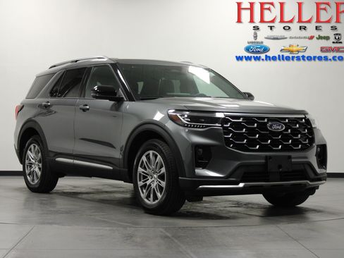 Used 2026 Ford Explorer Platinum AWD/4WD image 1