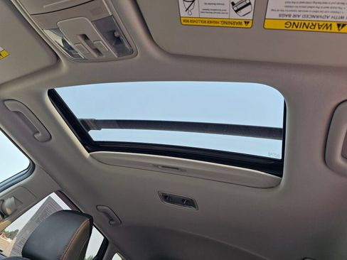 Certified 2024 Kia Soul GT-Line FWD image 11
