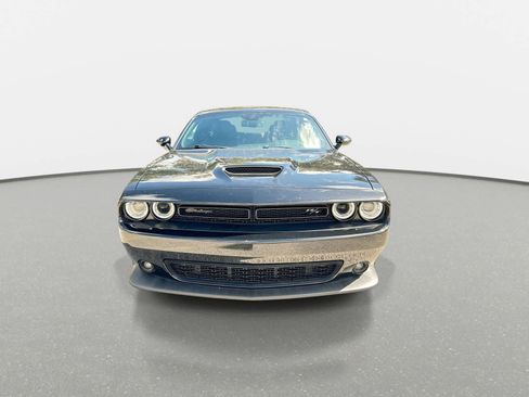 Used 2022 Dodge Challenger R/T w/ Blacktop Package RWD image 3