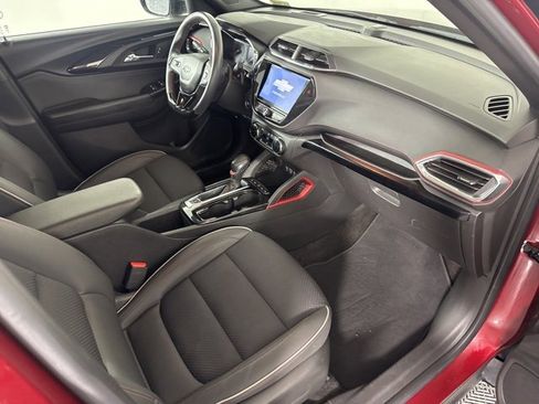 Used 2023 Chevrolet TrailBlazer RS w/ Convenience Package image 13