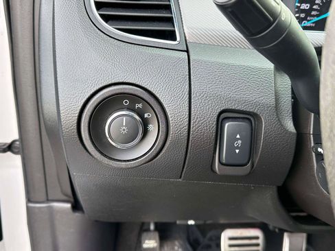 Used 2018 Ford Taurus SHO w/ Sho Performance Package image 21