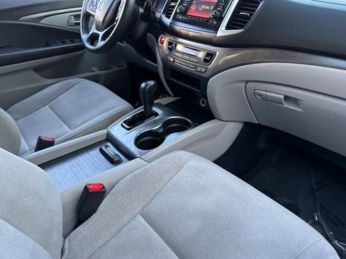 Used 2019 Honda Pilot LX image 31
