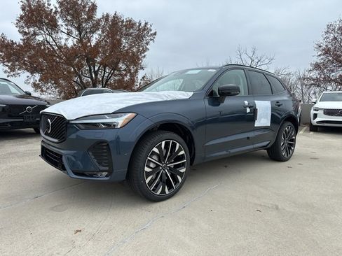 New 2026 Volvo XC60 B5 Ultra w/ Protection Package Premier image 3