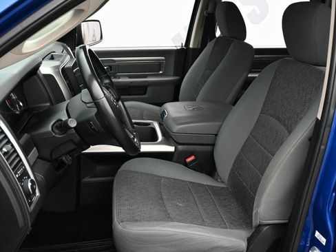 Used 2017 RAM 1500 Big Horn RWD image 16