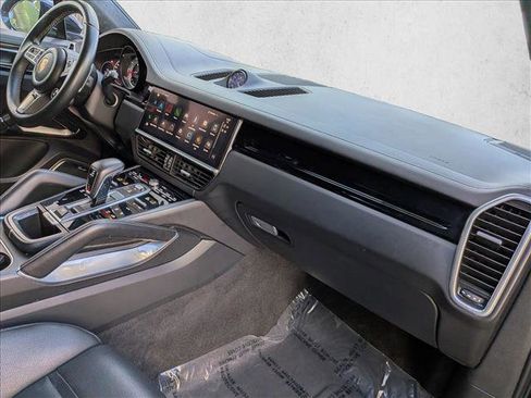 Used 2022 Porsche Cayenne Turbo AWD/4WD image 20