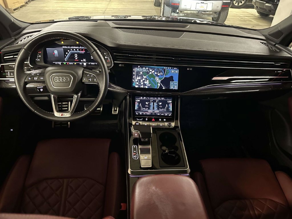 Used 2023 Audi SQ7 Prestige w/ Sport Package AWD/4WD image 18