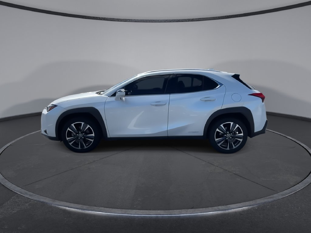 Used 2022 Lexus UX 250h w/ Accessory Package (Z1) AWD/4WD image 5