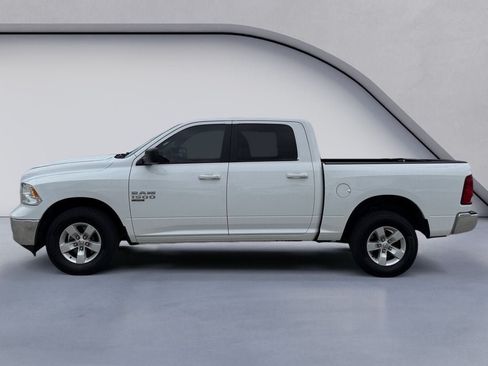 Used 2021 RAM 1500 Classic SLT AWD/4WD image 2