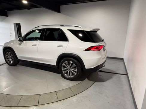 Used 2020 Mercedes-Benz GLE 450 4MATIC w/ Premium Package image 4