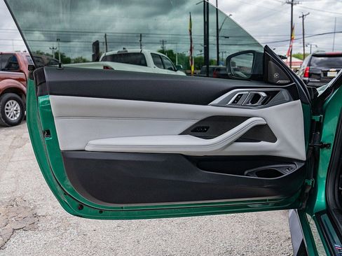 Used 2021 BMW M4 Competition w/ M Carbon Exterior Package image 10