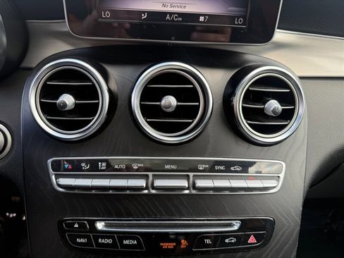 Used 2019 Mercedes-Benz GLC 300 image 48