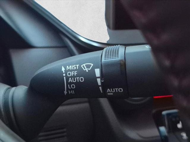 Used 2026 Toyota Prius Plug-In Hybrid FWD image 9
