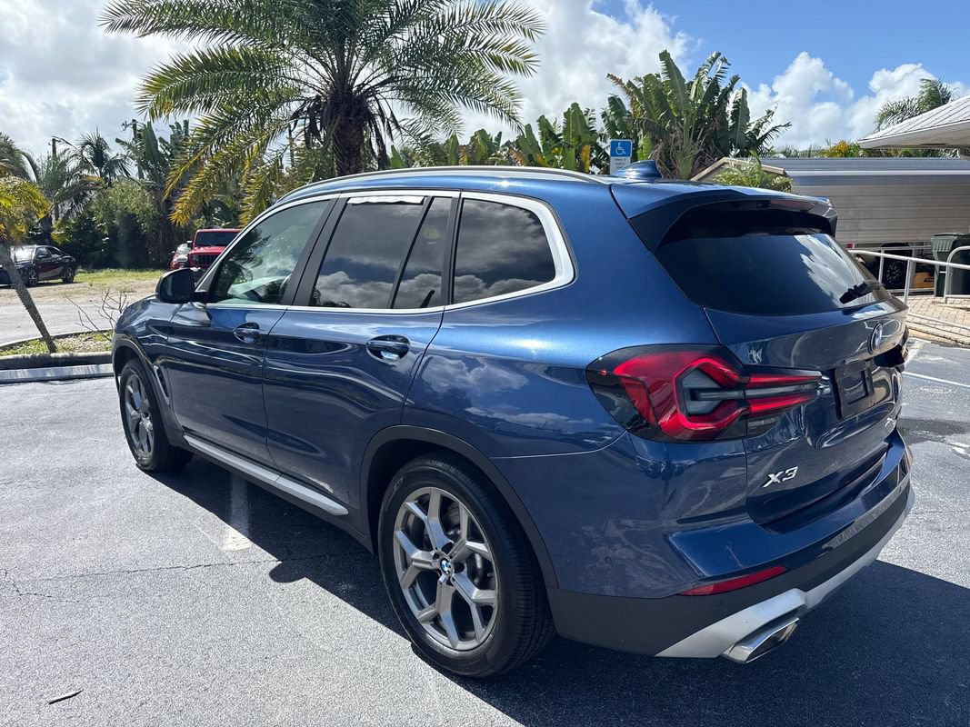 Used 2023 BMW X3 xDrive30i w/ Convenience Package AWD/4WD image 3